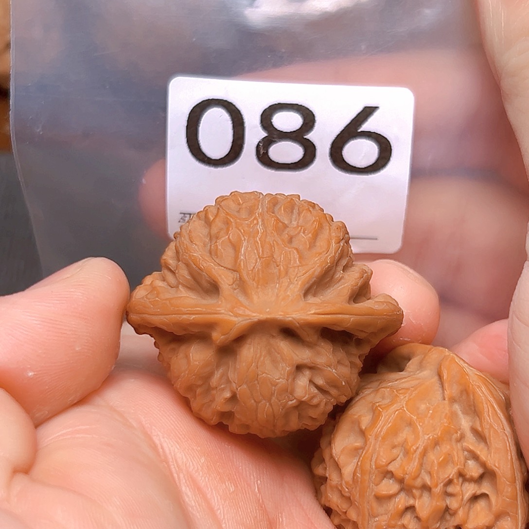 文玩核桃吊坠40➕宫灯