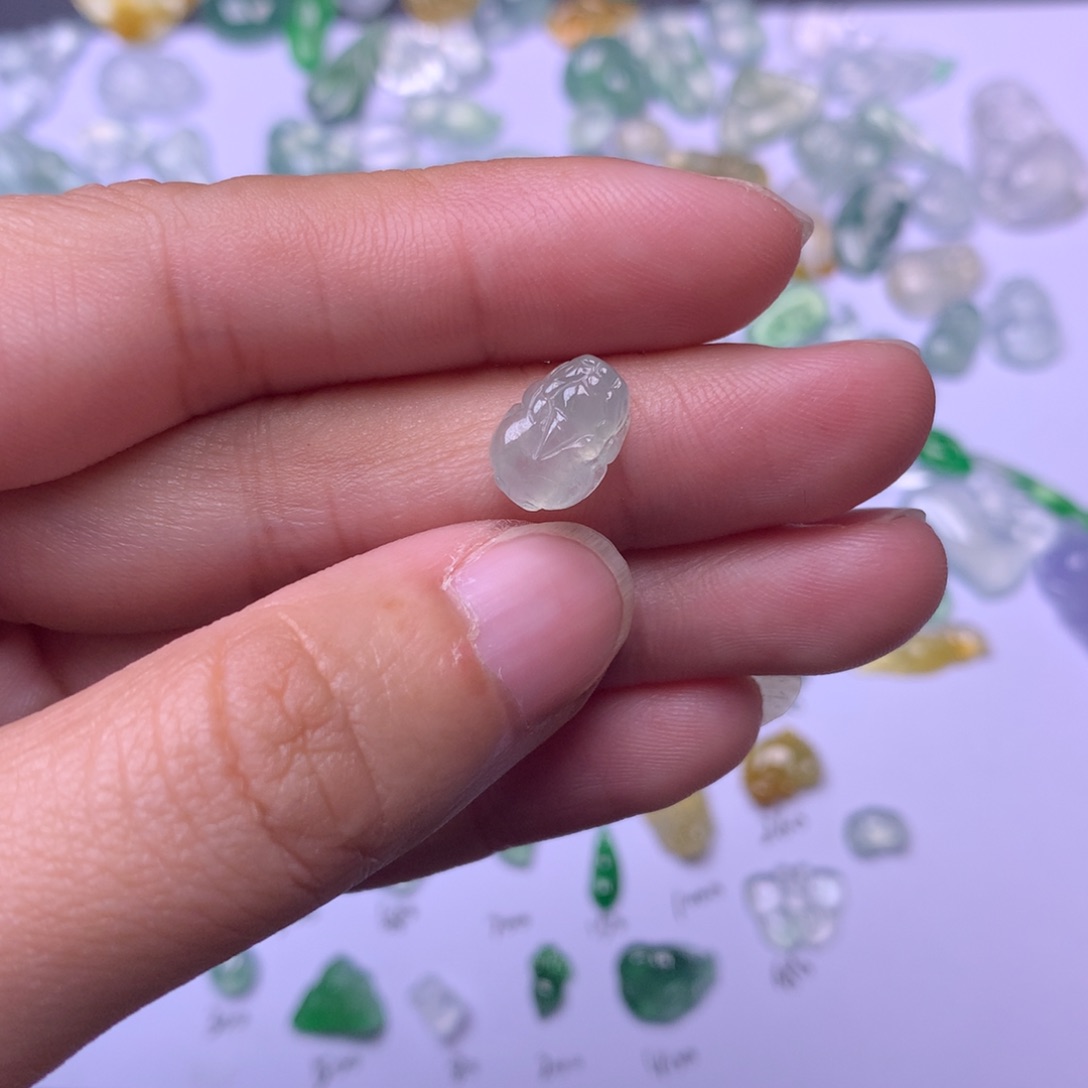 翡翠挂件未镶嵌秋****盐