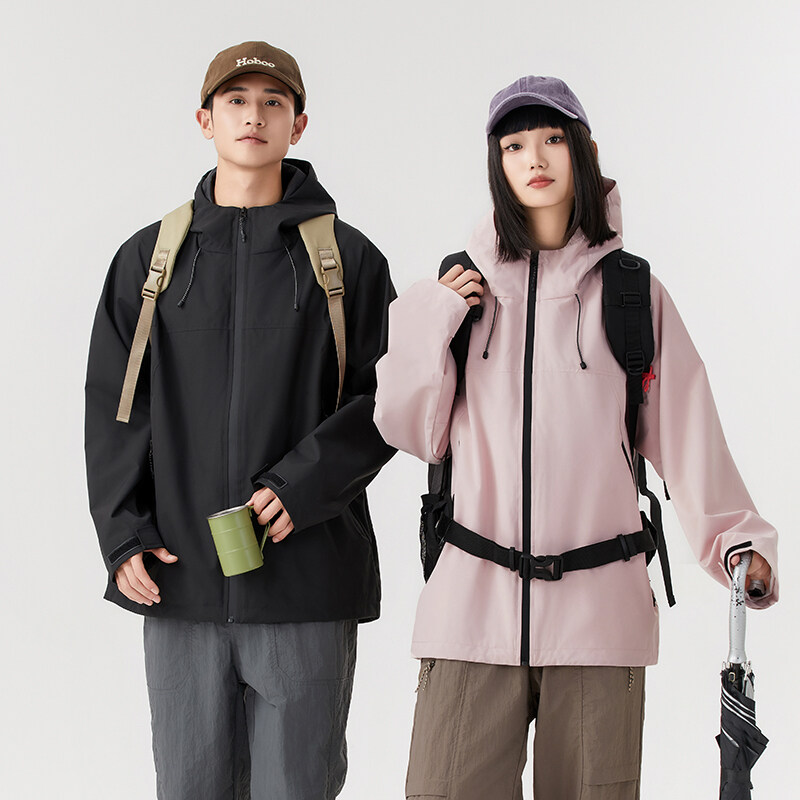 户外冲锋衣男女同款防水防风连帽运动外套原版印花2025春夏新款