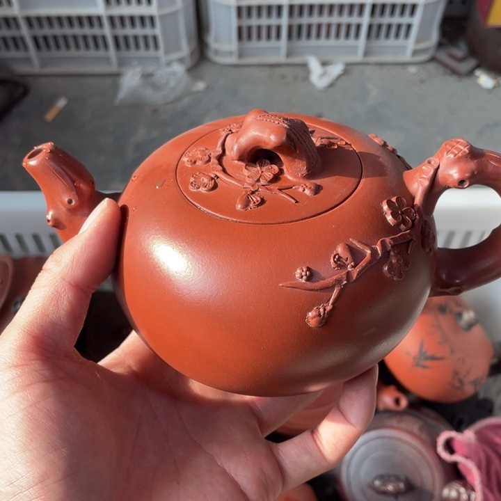 紫砂茶壶老厂紫砂壶一件。