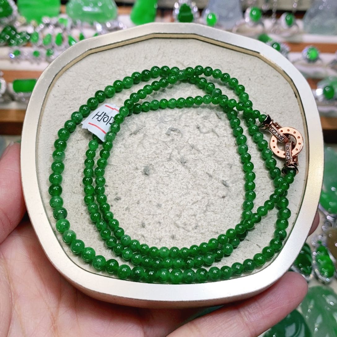 【闪购商品】未镶嵌挂件翡翠王*裸石