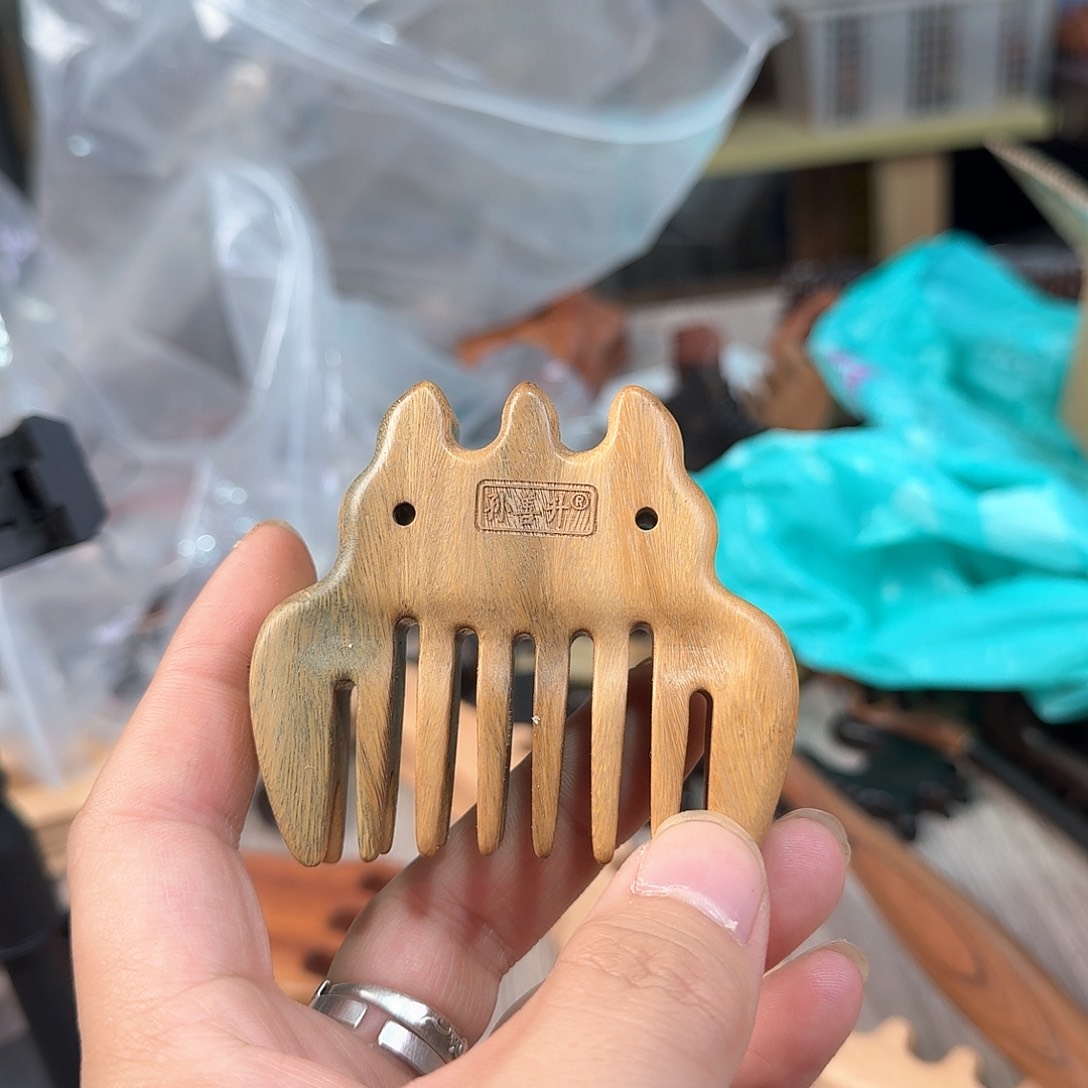 绿檀木小西湖瑕疵