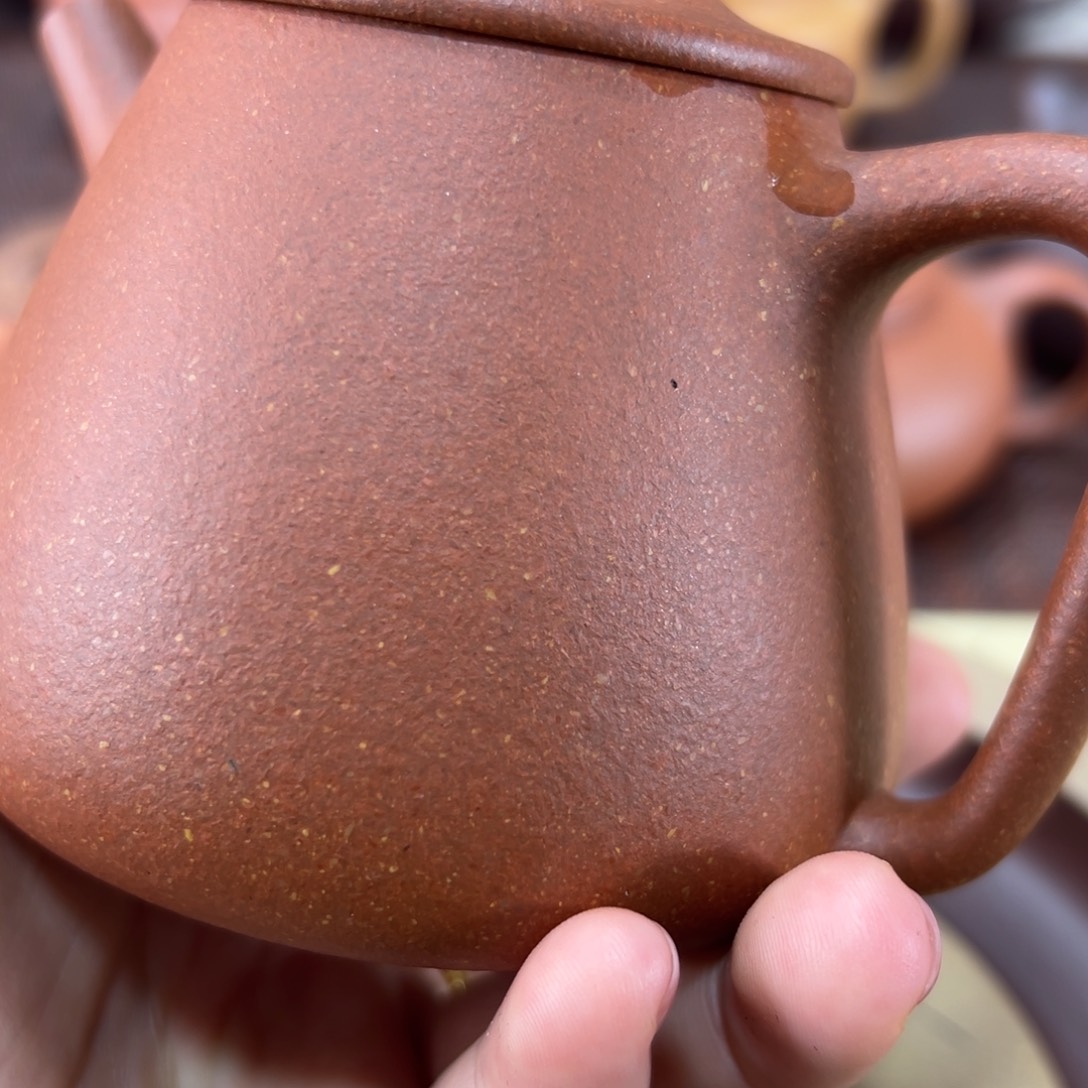 茶壶紫砂红降坡微瑕