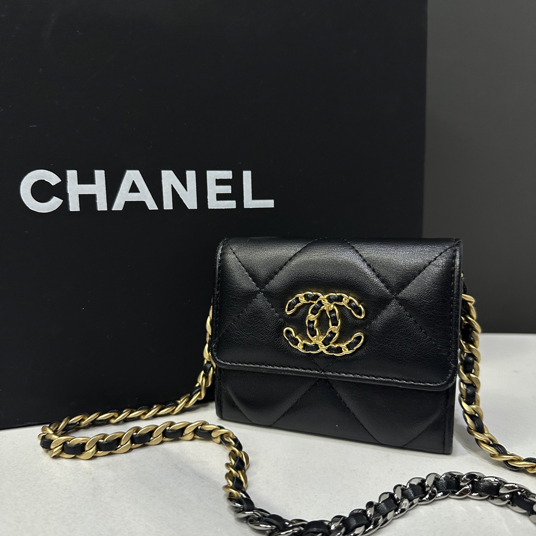 95新 Chanel/香奈儿 黑金19bag链条小废包31开11cm/0995112403
