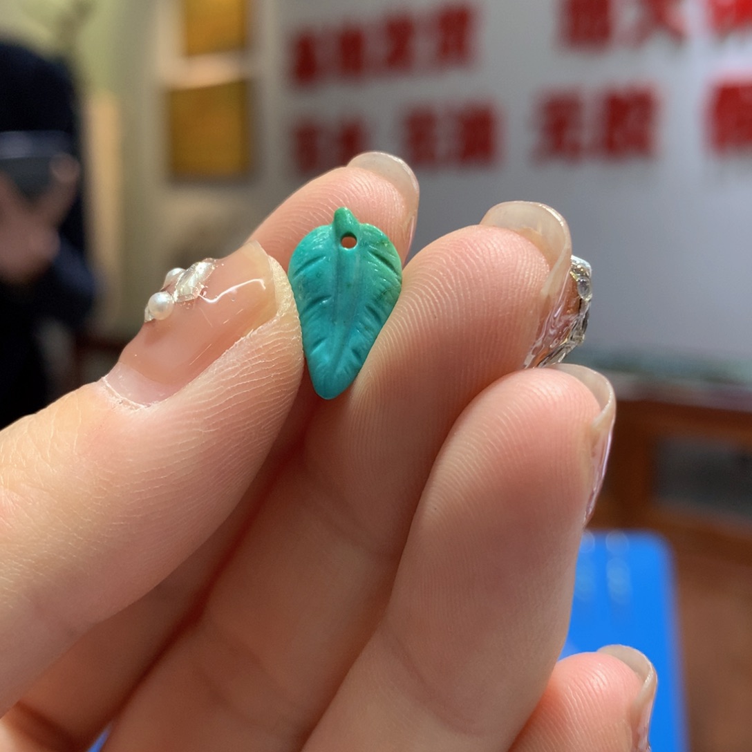 绿松石配饰未镶嵌