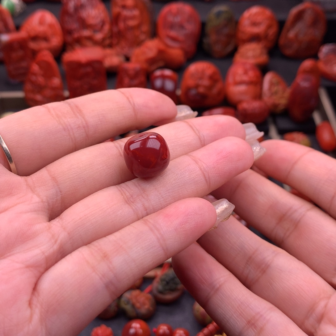 南红玛瑙南红川料原矿老型13.3mm未镶嵌