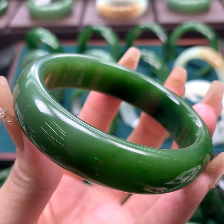 未镶嵌手镯和田玉（碧玉）5455