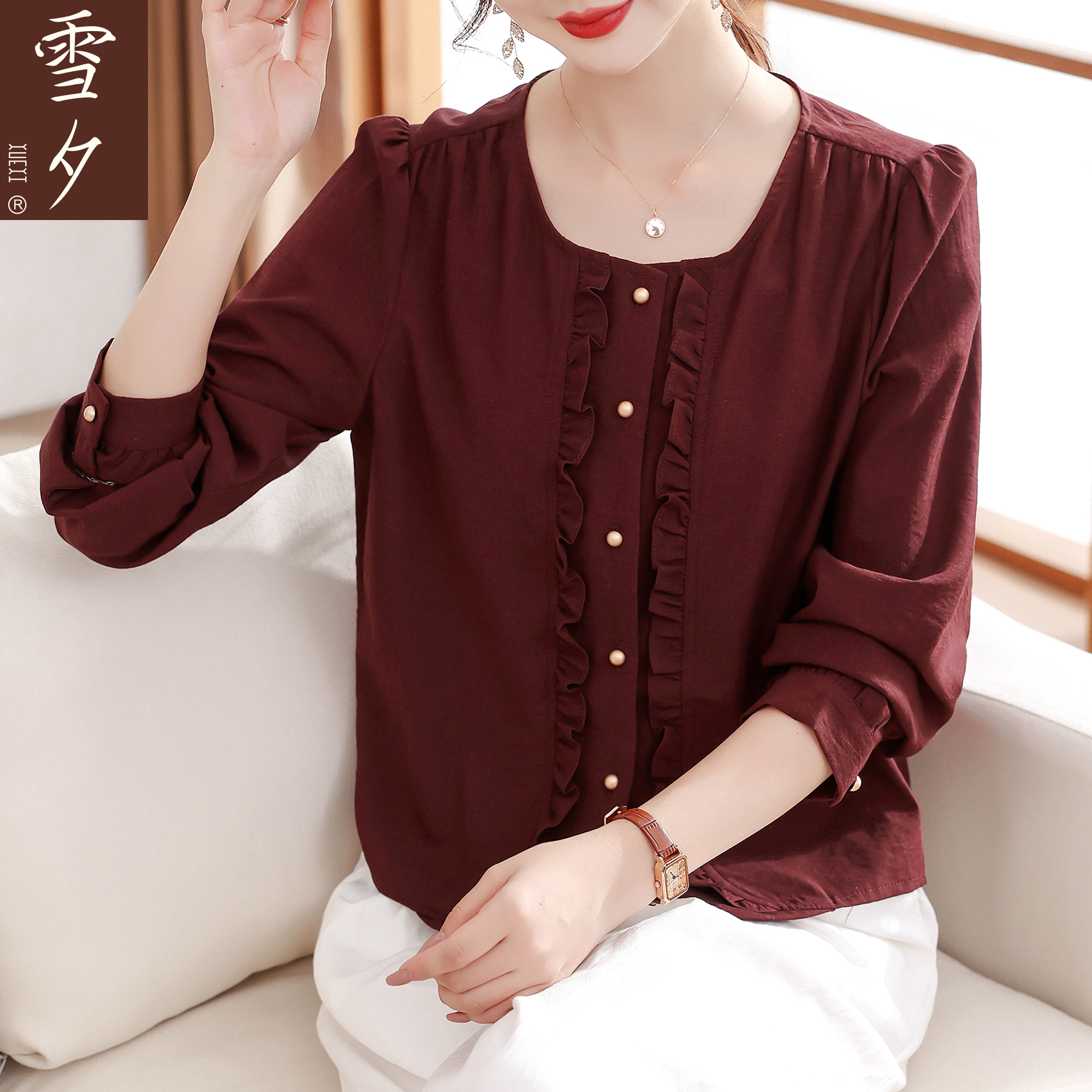 妈妈秋装红色短款小衫长袖今年流行的上衣中老年女装高级感薄衬衣