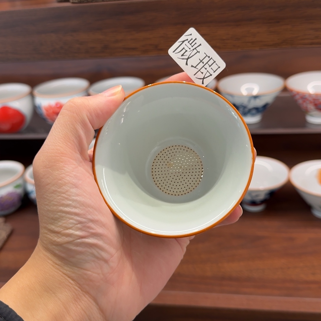 釉下手绘茶具微瑕