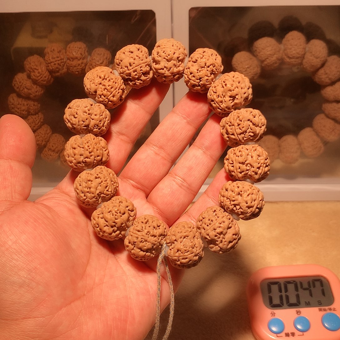 金刚菩提吊坠面*18。       