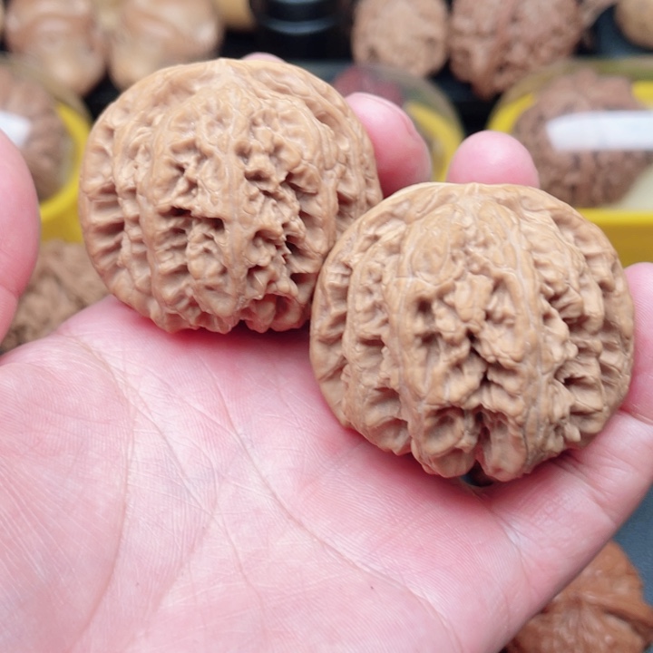 文玩核桃把件平谷大粗筋48×47×41