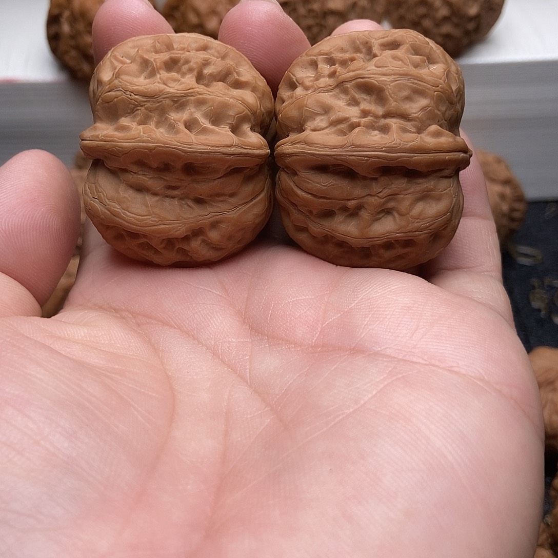 杜***。平谷元宝狮子头元宝