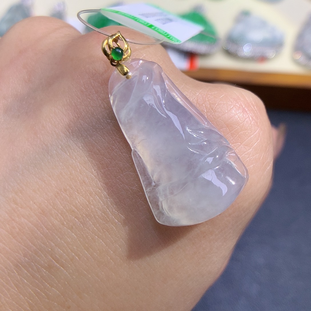 翡翠颈饰18K金镶嵌竹节