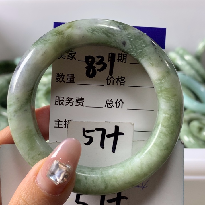 蛇纹石玉手镯未镶嵌831