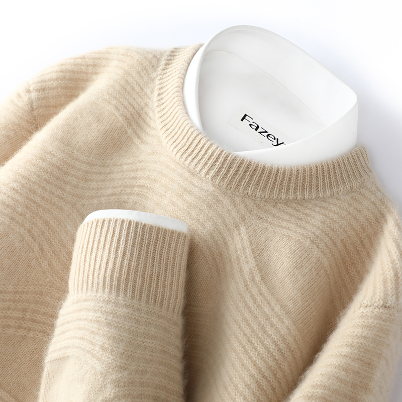 老粉指定要，太过于显瘦！纯羊绒衫男圆领提花宽松毛衣针织打底衫