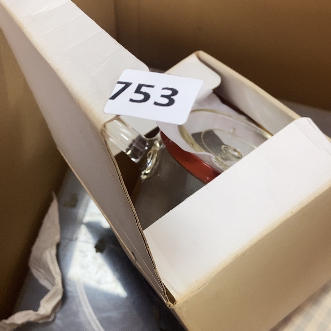 小***9瓷片753中古二手瑕疵
