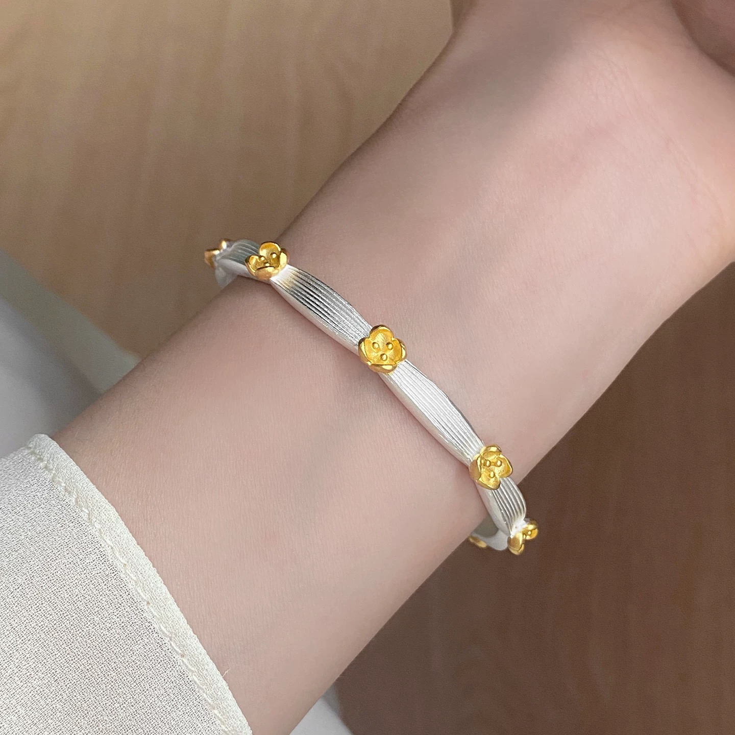 999.9 银【41】 桂花开口手镯