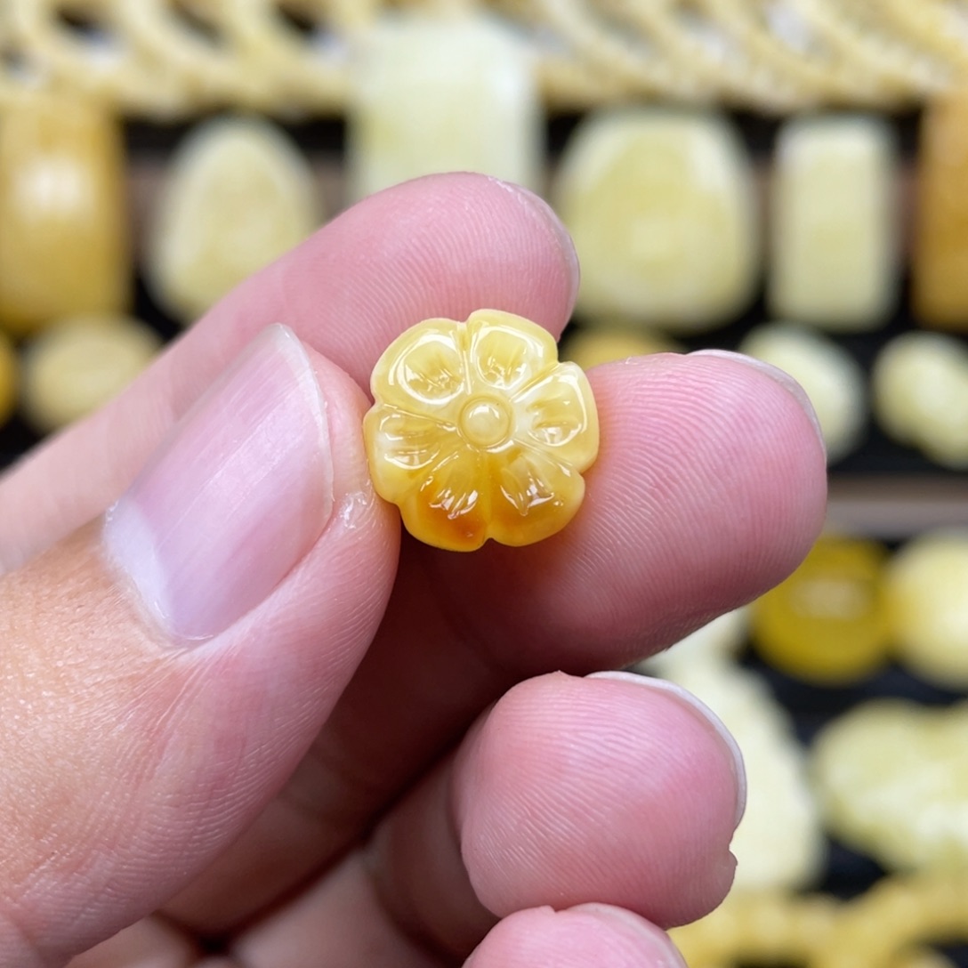 未镶嵌琥珀裸石琥珀蜜蜡