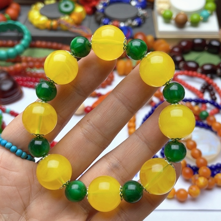 树脂制品15号设计款手串