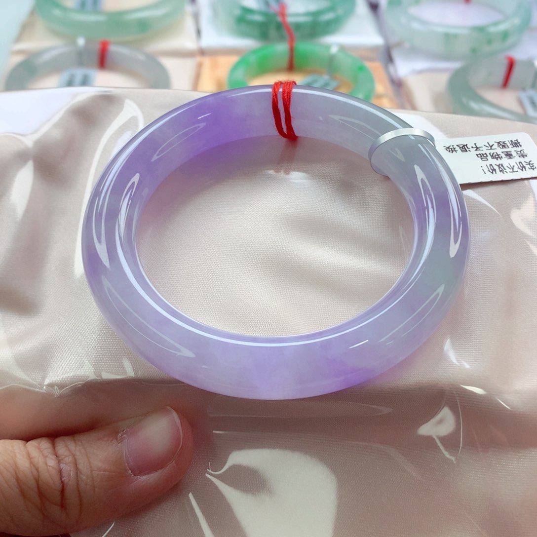 翡翠手镯（圆镯）未镶嵌冰紫见光不失色A