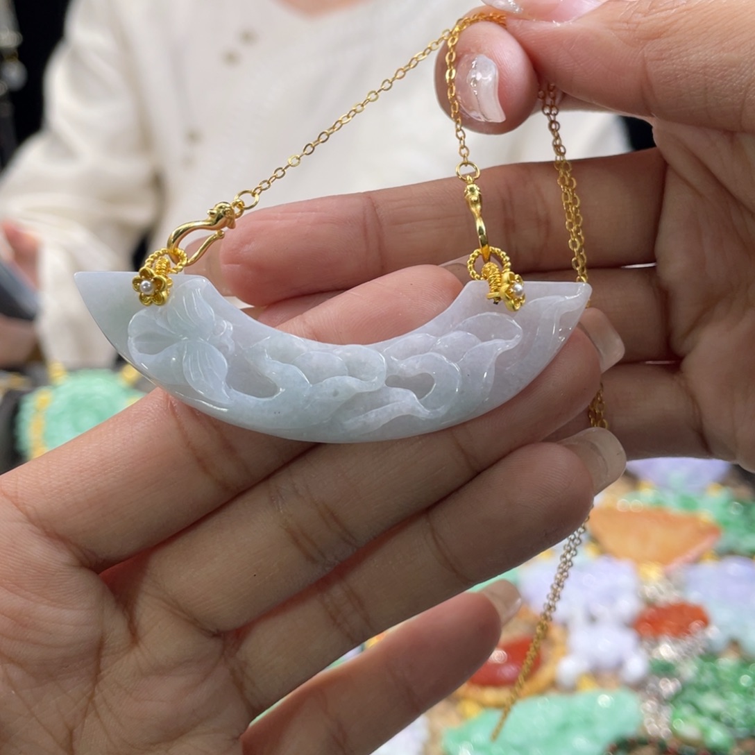 翡翠颈饰未镶嵌代编织