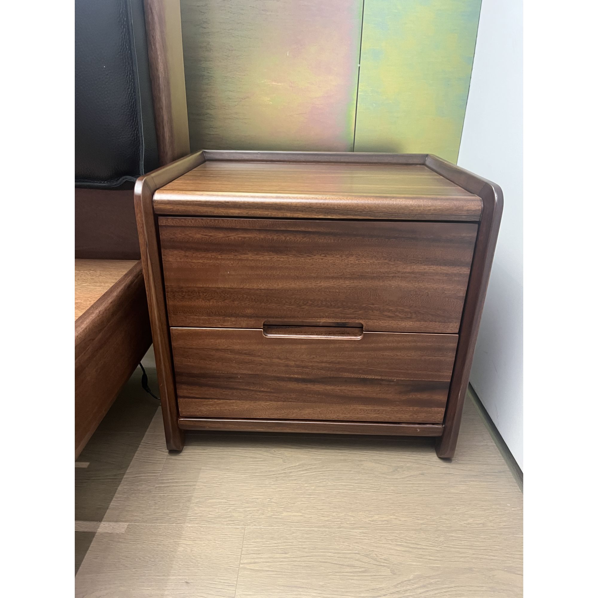 高脚款床头柜意式简约风实木床头柜家用极简储物