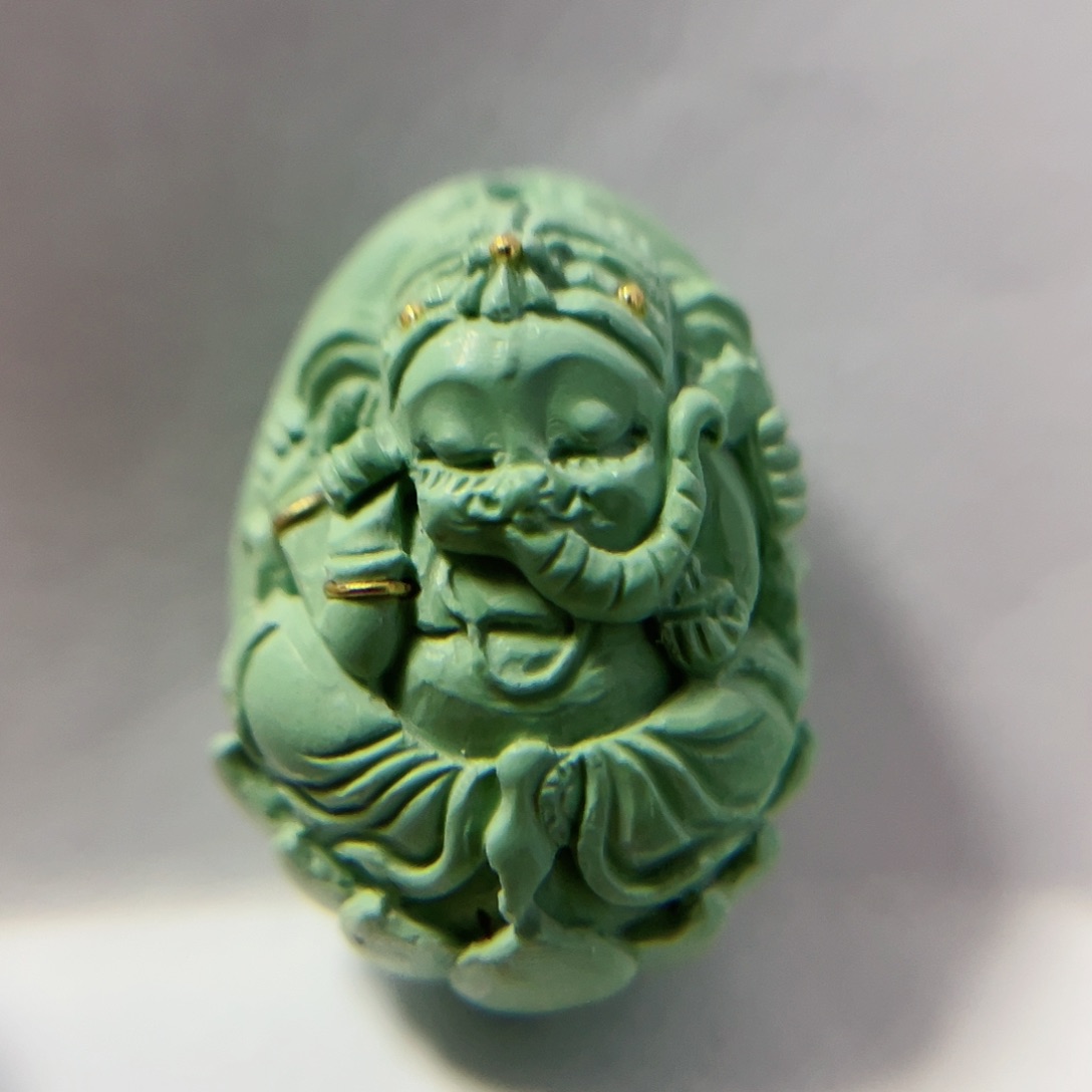 绿松石配饰未镶嵌