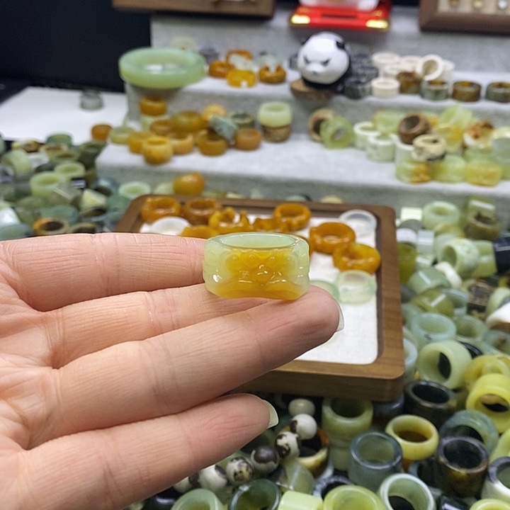 蛇纹石玉合金手镯