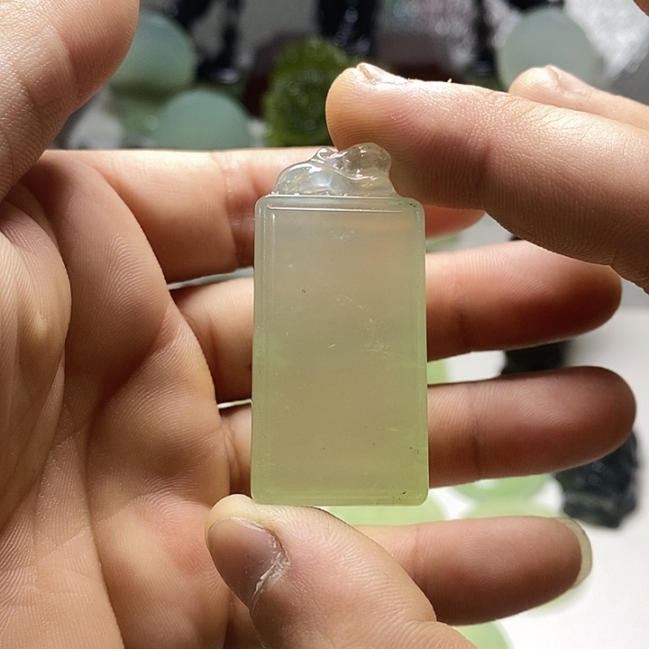 岫玉挂件未镶嵌岫玉