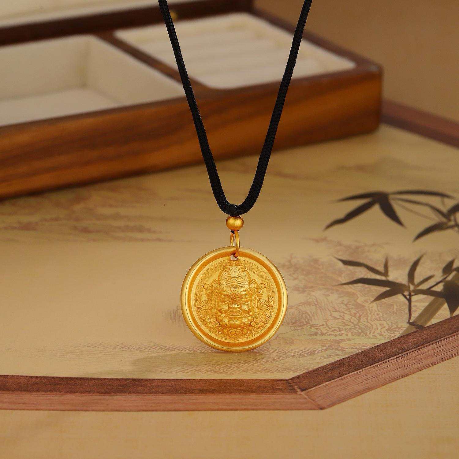 JIN BAI ZHENG 铜合金布艺项链 复古黄财神项链女