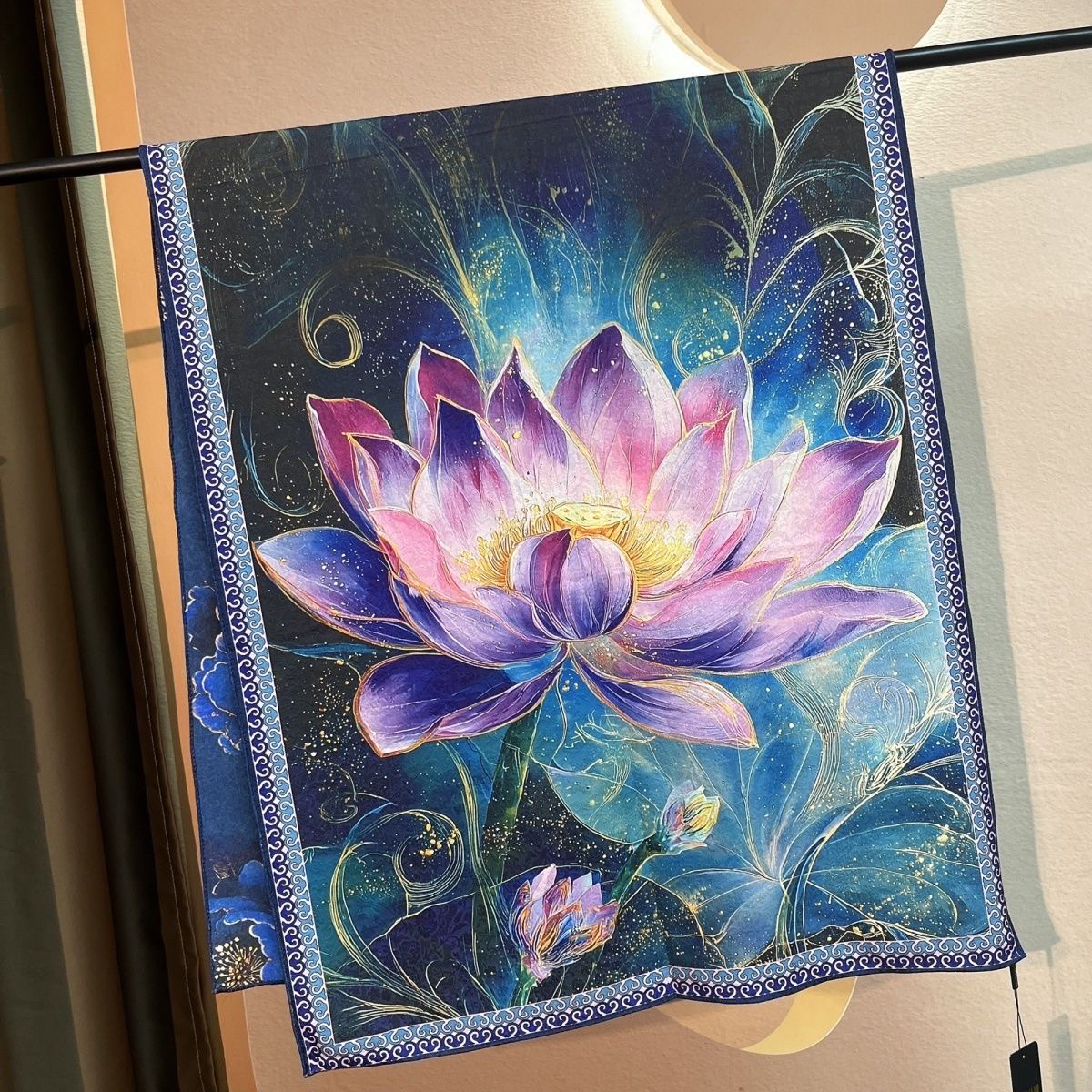 【七彩荷花】冠乐皱70*180香云纱丝巾双面印花围巾时尚百搭披肩