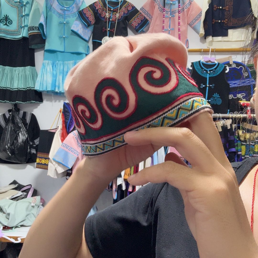 吉***丽纯手工制作的婴儿帽子