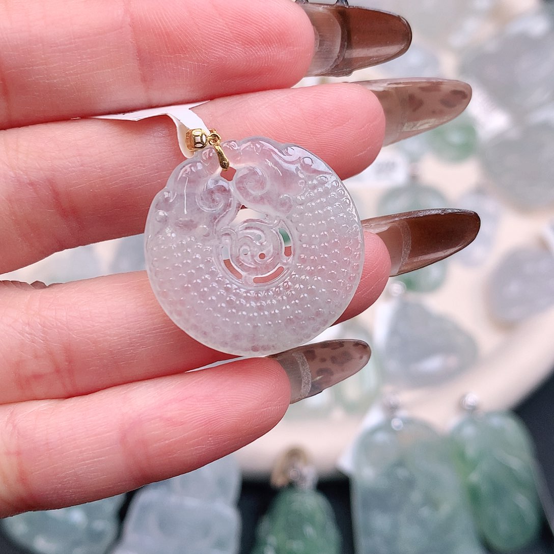 翡翠颈饰18K金镶嵌龙扣25、3