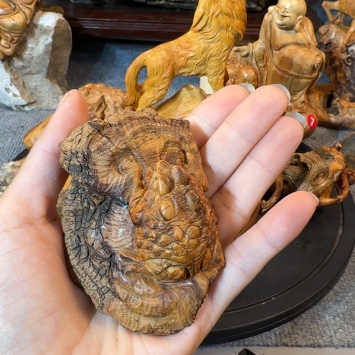 崖柏摆件手把件等