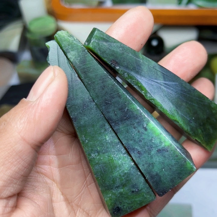 未镶嵌和田玉珠宝奇石