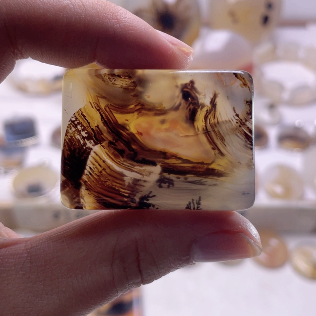 玛瑙/玉髓未镶嵌珠宝奇石