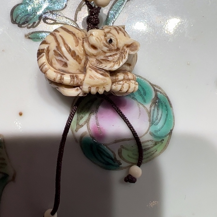瓷片瓷器。。。。。。。。。。