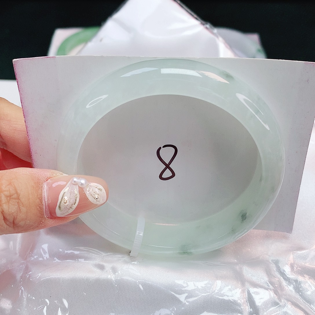 翡翠未镶嵌手镯正圈57.2