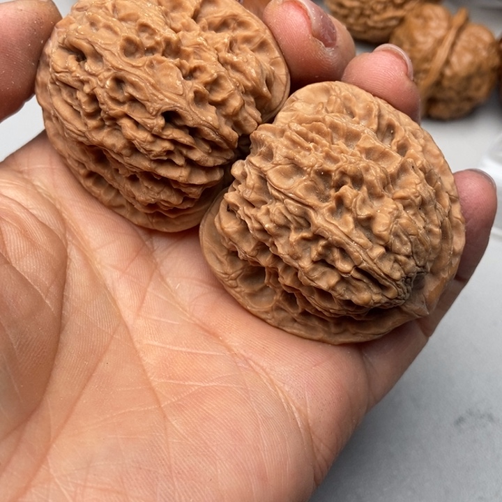 文玩核桃把件s****南疆