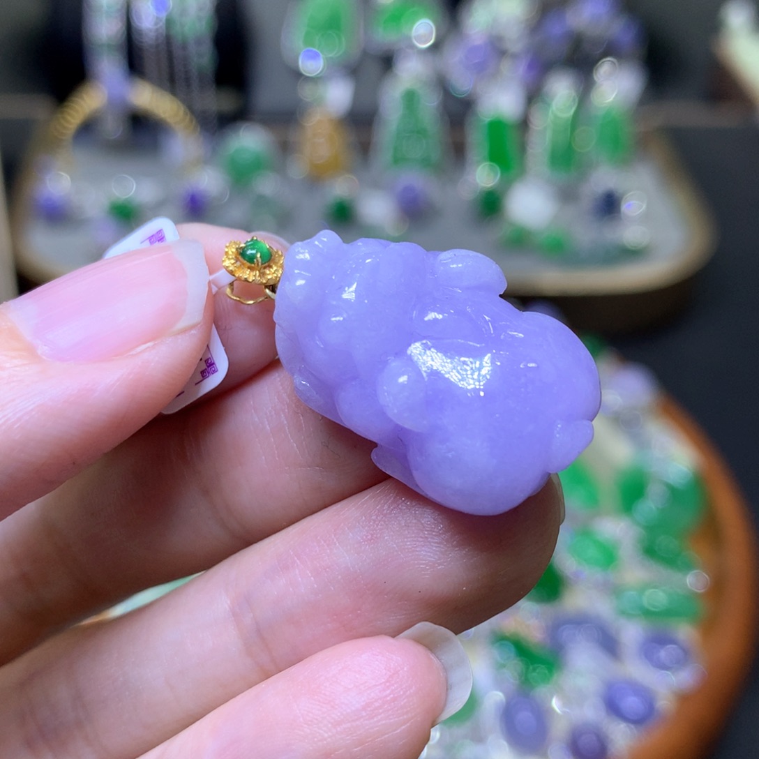 【闪购商品】翡翠颈饰18K金镶嵌翡翠吊坠项链