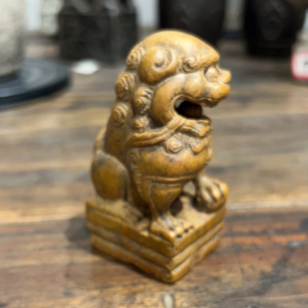 石雕狮子案头必备