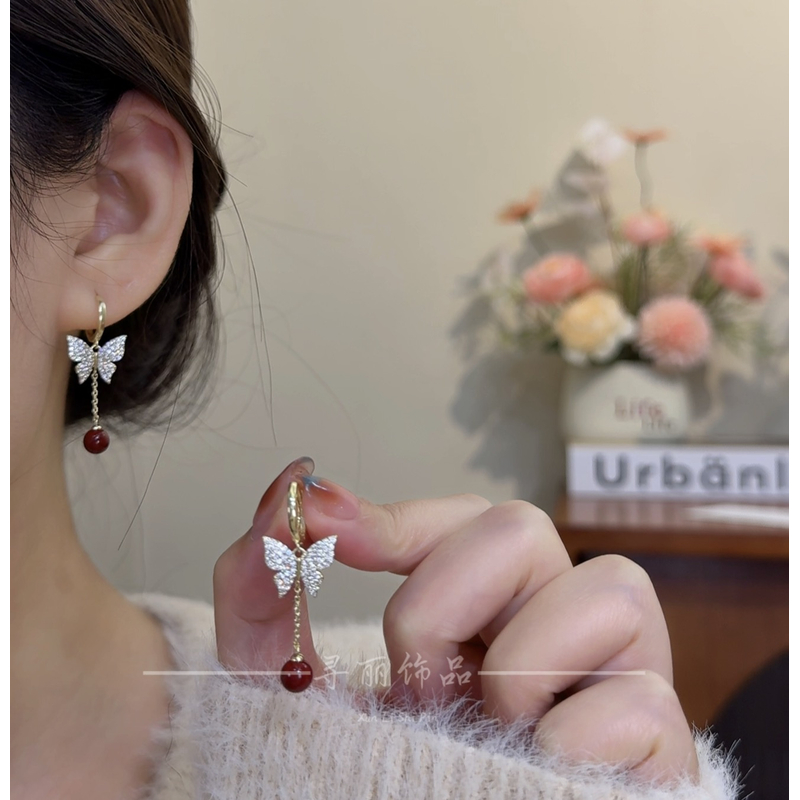 铜合金耳饰 气质温柔风仙微镶蝴蝶坠珠耳环