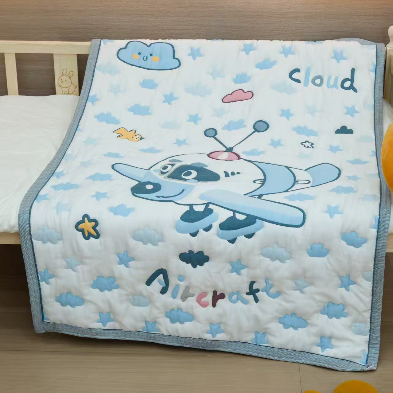 【蓝色飞机】120*150cmA类柔软亲肤透气秋被双层纱泡芙被