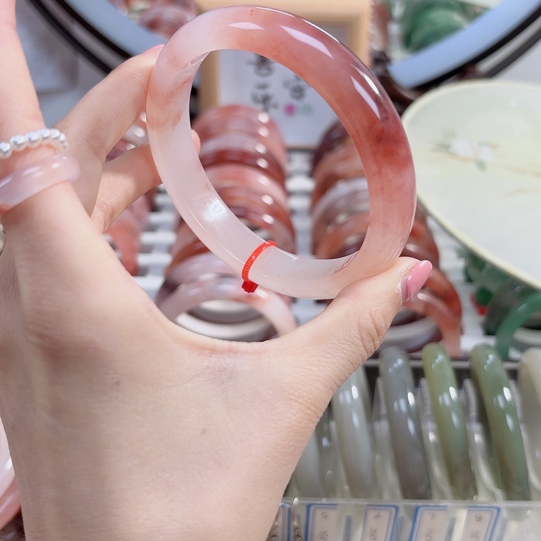 石英质玉手镯未镶嵌淡*