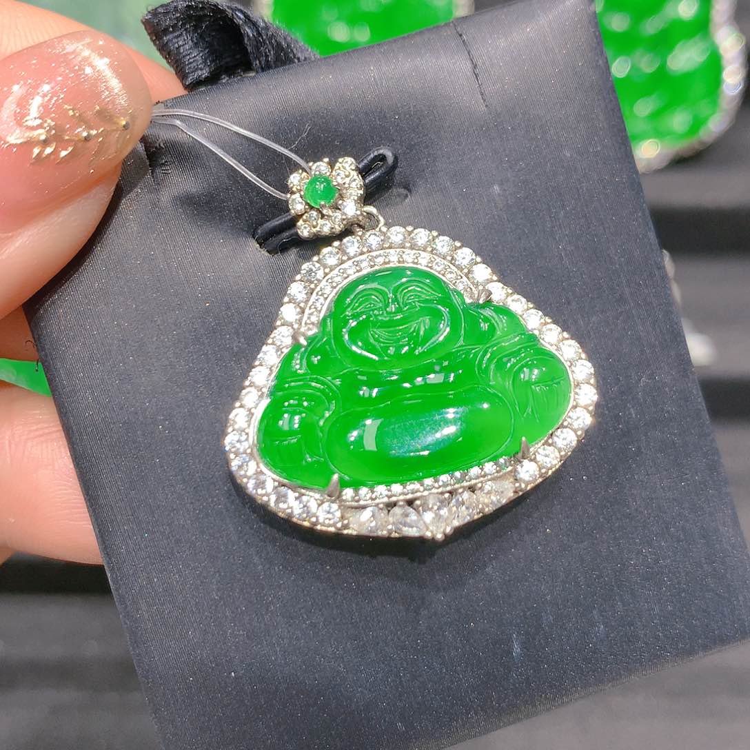 翡翠吊坠(赠链)银S925镶嵌0088