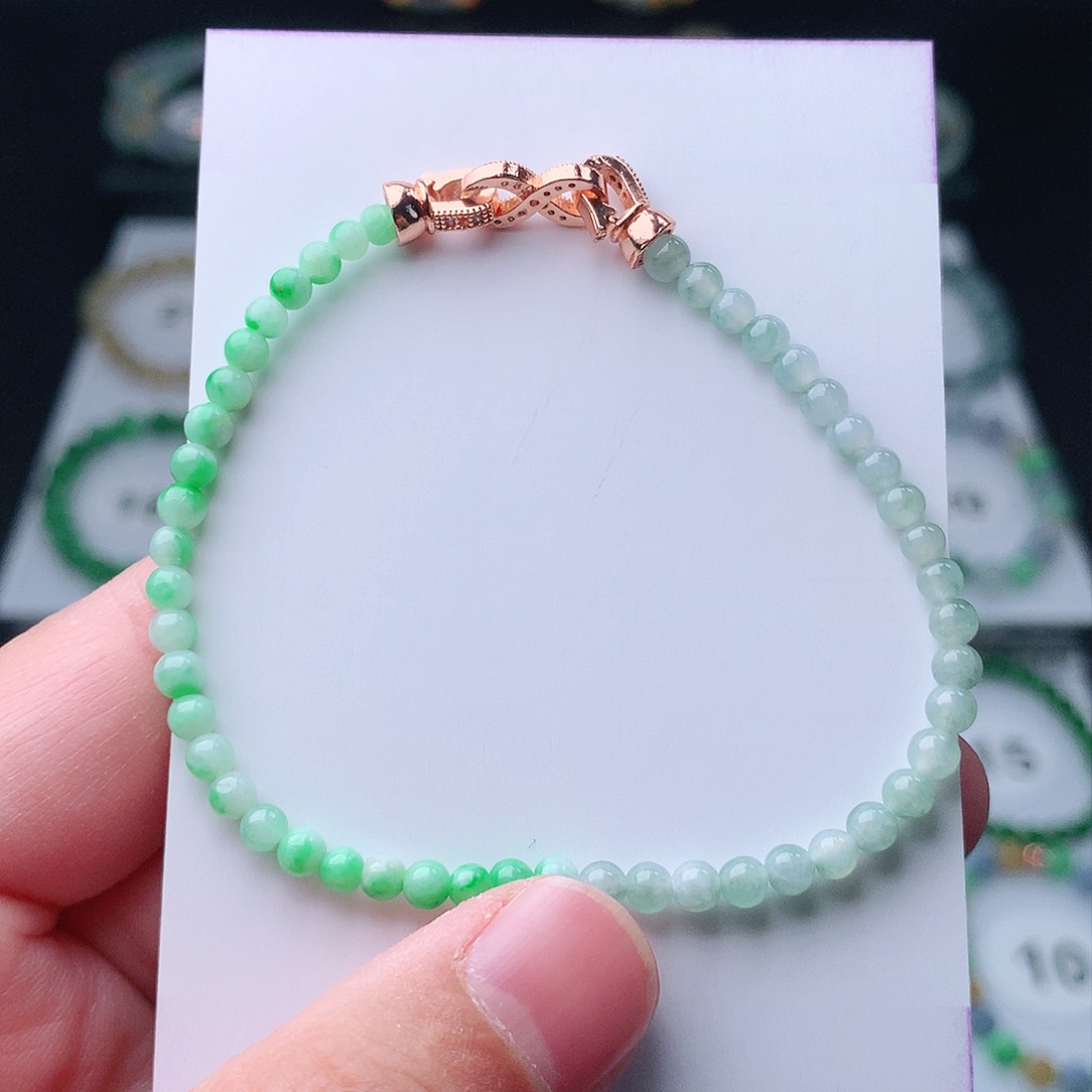 翡翠手串未镶嵌翡翠