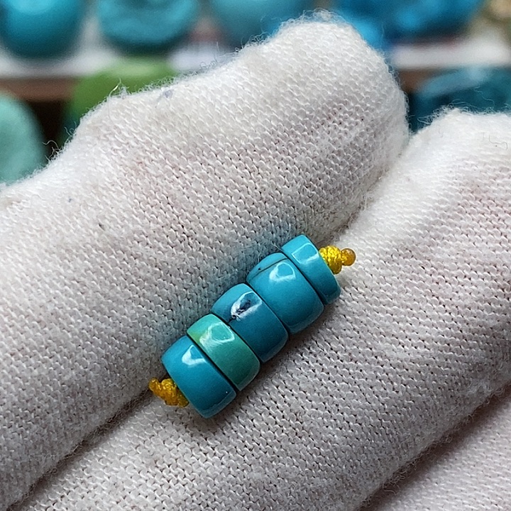 绿松石未镶嵌天然原矿 地大质检