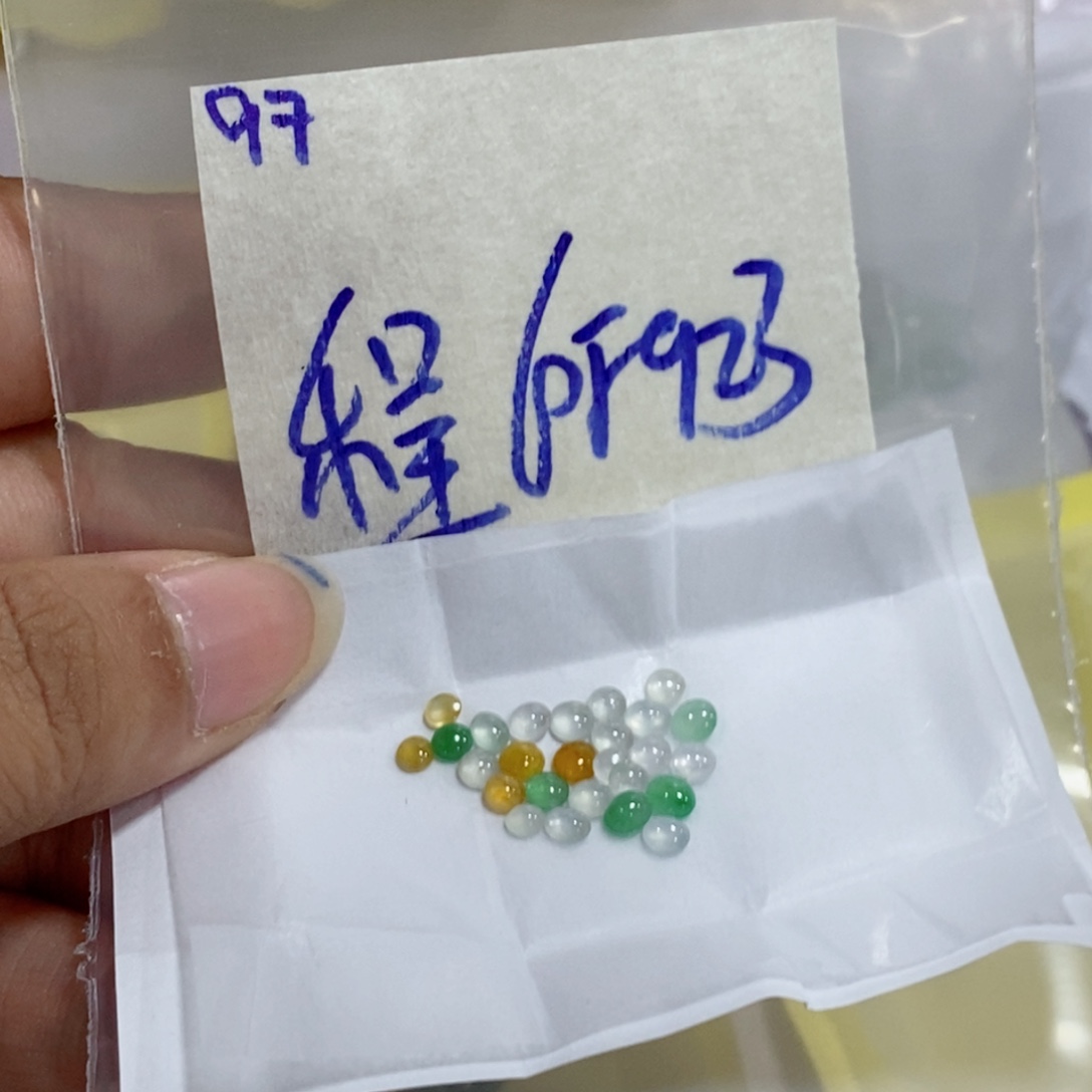 程***意未镶嵌定制翡翠不