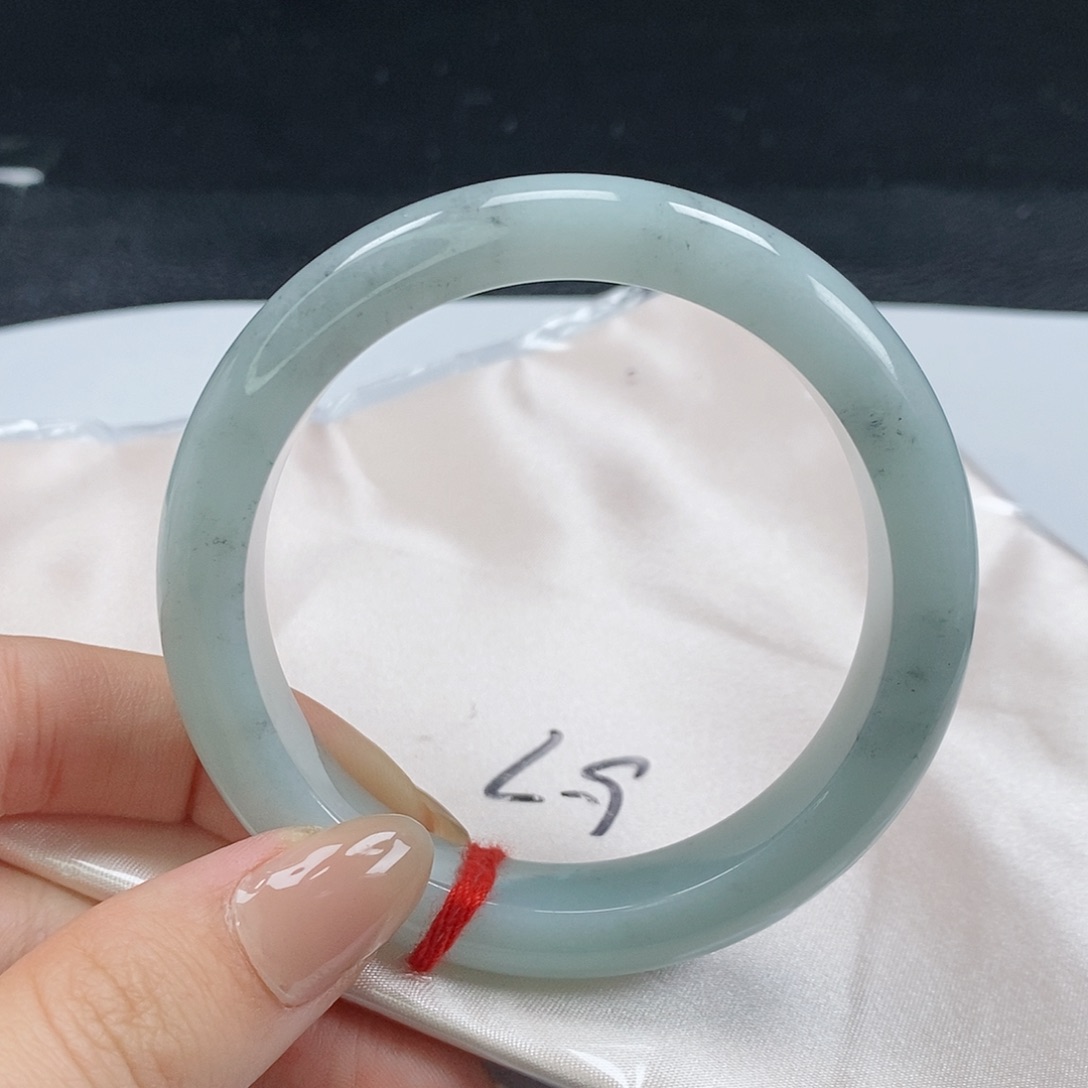 【闪购商品】翡翠手镯未镶嵌298号