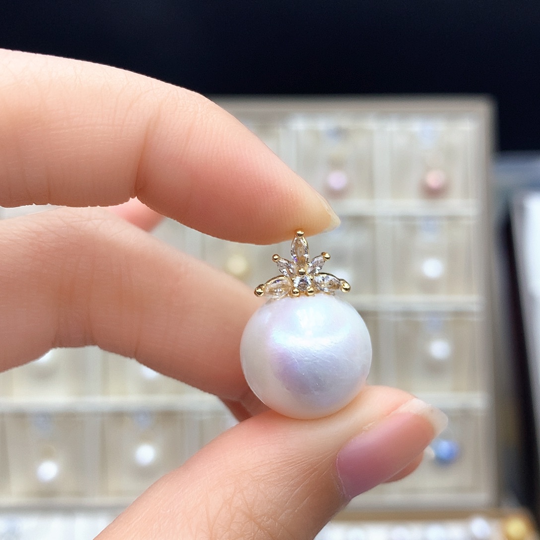 淡水珍珠合金颈饰